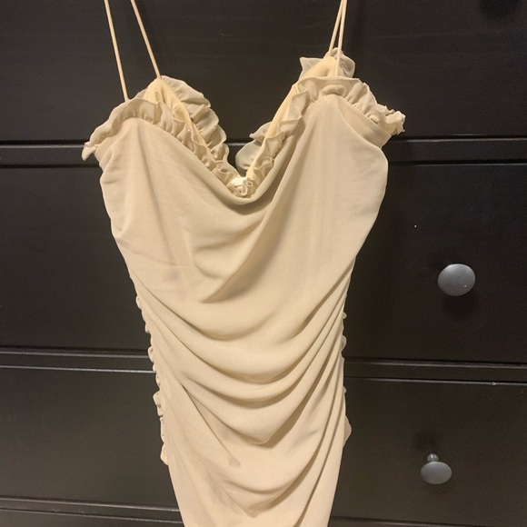 Ruffle bodysuit - Picture 3 of 3